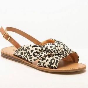 NWT*Andi Peep Toe Sandal in Leopard